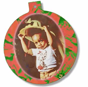 Circle Ornament with two little girls